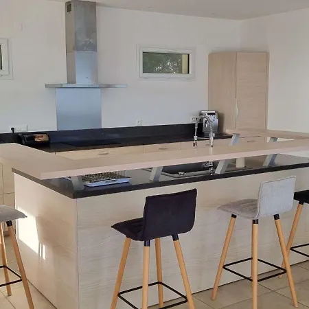 De Standing Piscine Chauffée Vue Corse Du Sud Coti-Chiavari (Corsica)